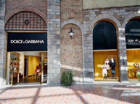 dolce and gabbana outlet store.